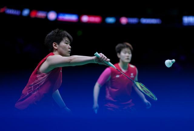 （体育）（15）羽毛球——亚锦赛：刘圣书_谭宁夺得女双冠军XxjpseC007337_20250413_PEPFN0A001.jpg